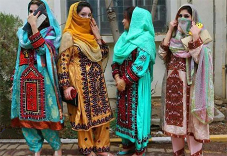 راهنمای خرید لباس محلی, لباس های محلی ایرانی, لباس محلی بلوچ