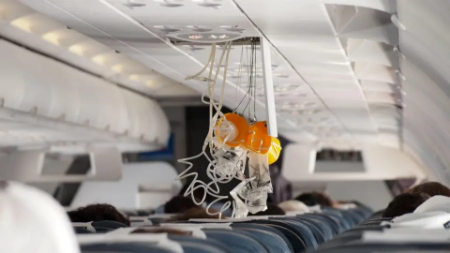 سیستم اکسیژن هواپیما, ایمنی پرواز ماسک اکسیژن