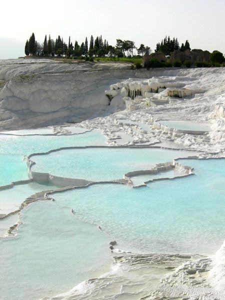 روستای Pamukkale در ترکیه,حوضچه آب گرم در ترکیه,چشمه های آب گرم در ترکیه